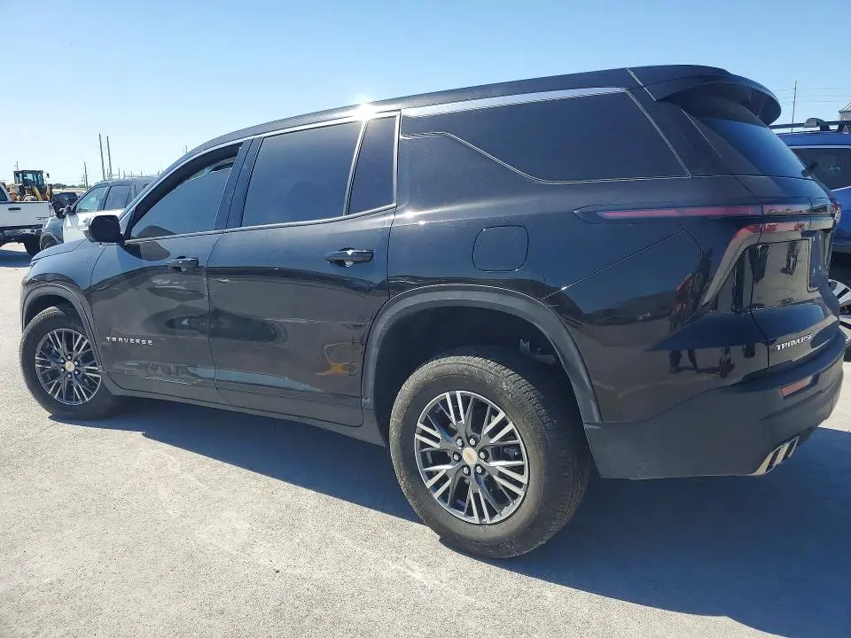 2024 CHEVROLET TRAVERSE LS  