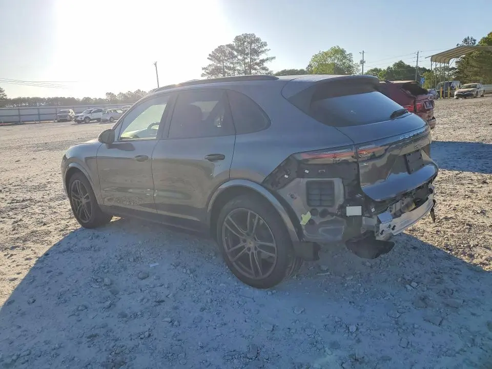 2019 PORSCHE CAYENNE   
