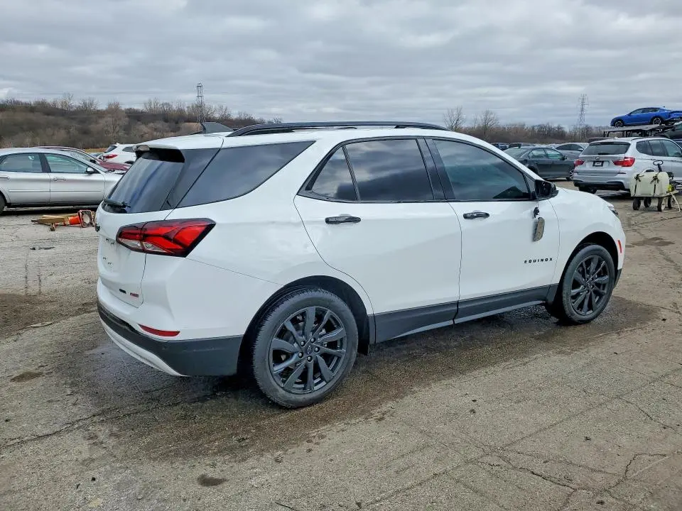 2023 CHEVROLET EQUINOX RS  