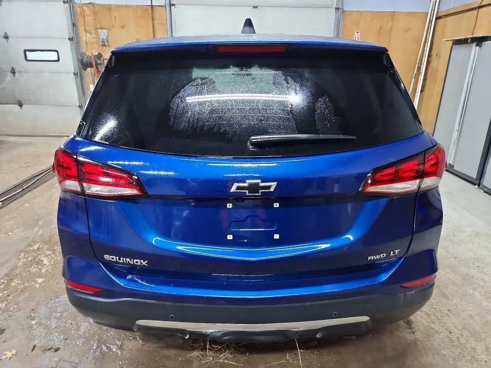 2022 CHEVROLET EQUINOX LT  
