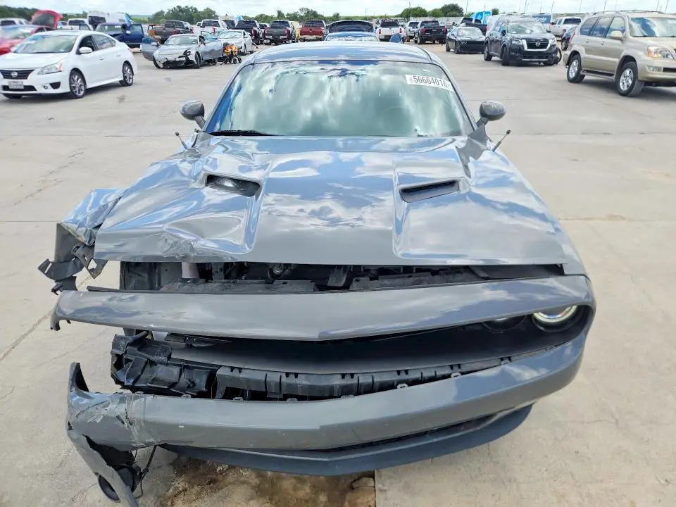 2018 DODGE CHALLENGER SXT  