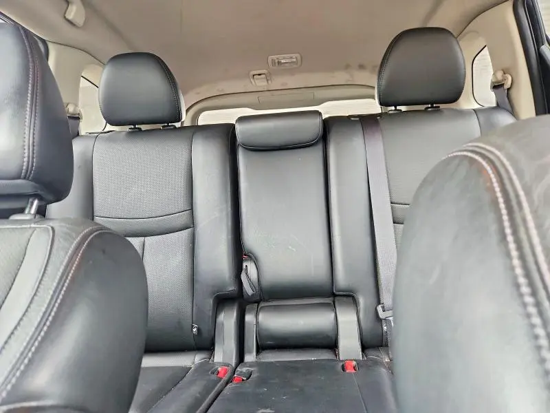 2017 NISSAN ROGUE SL  