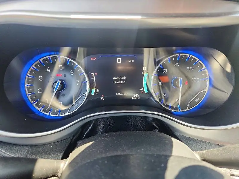 2019 CHRYSLER PACIFICA LIMITED  