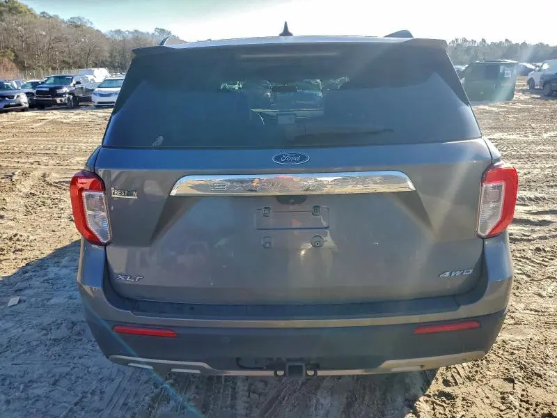 2021 FORD EXPLORER XLT  