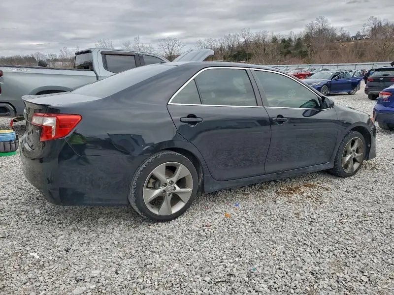 2012 TOYOTA CAMRY SE  