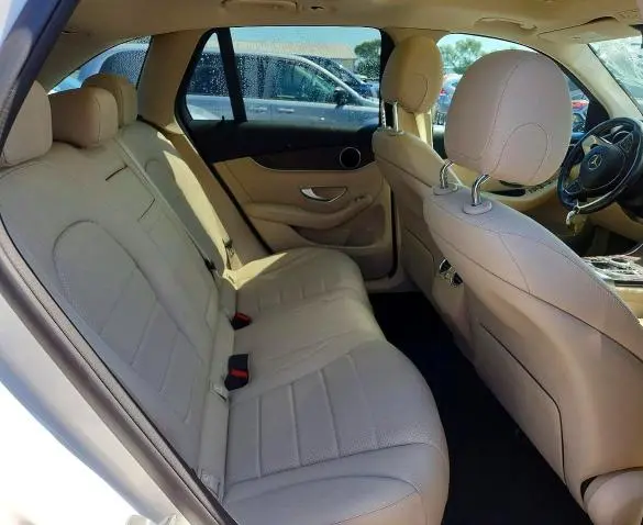 2019 MERCEDES-BENZ GLC 300 4MATIC  