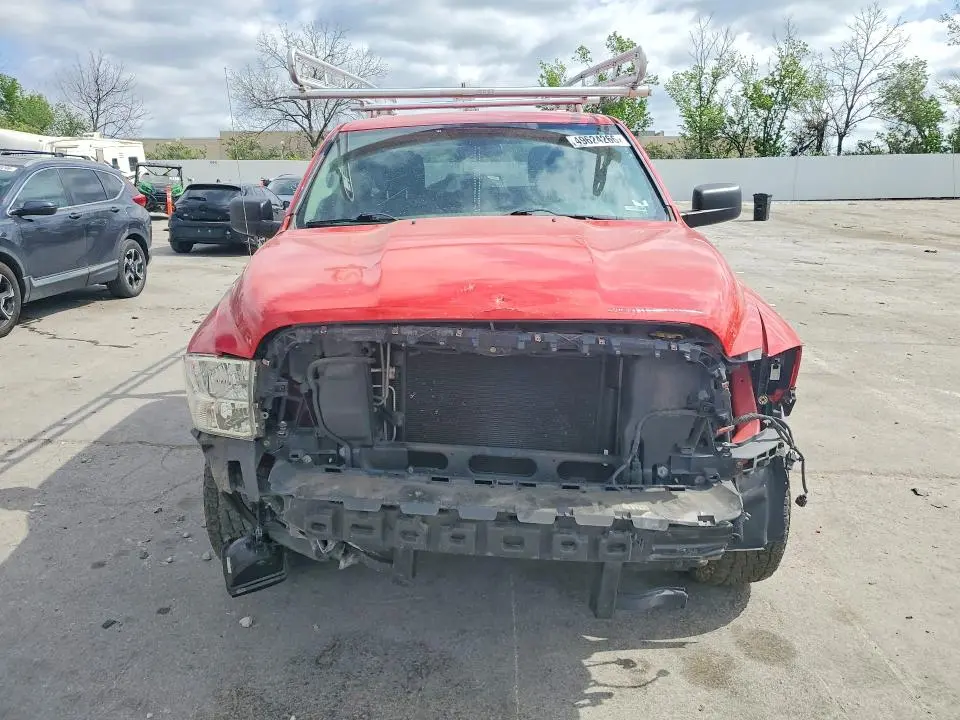 2015 RAM 1500 ST  
