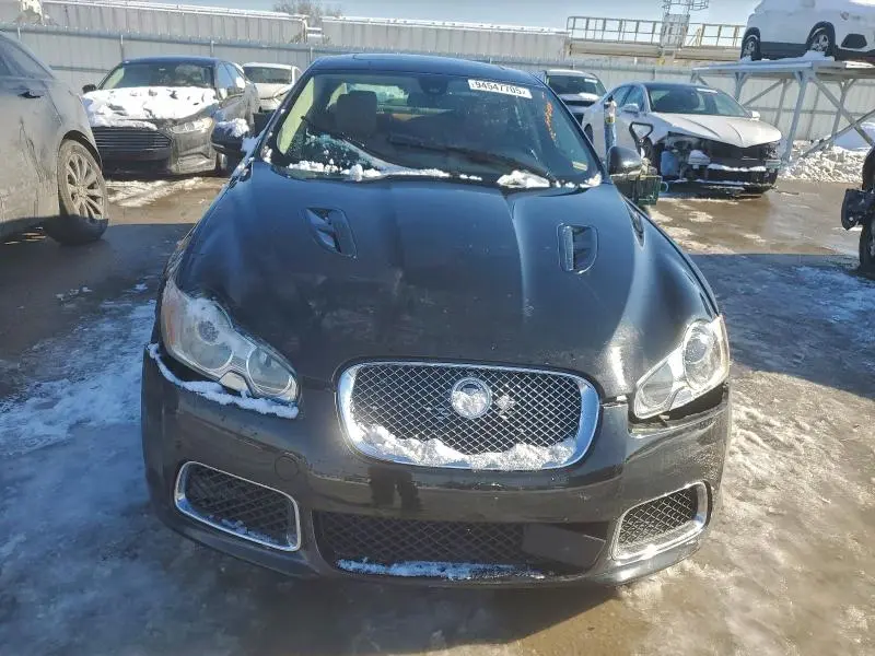 2010 JAGUAR XF R  