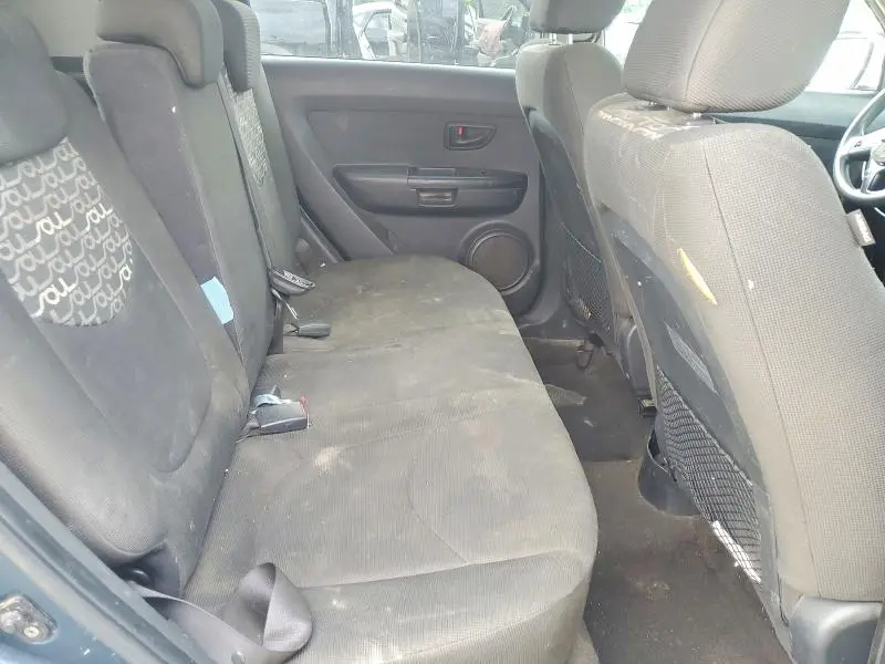 2010 KIA SOUL +  