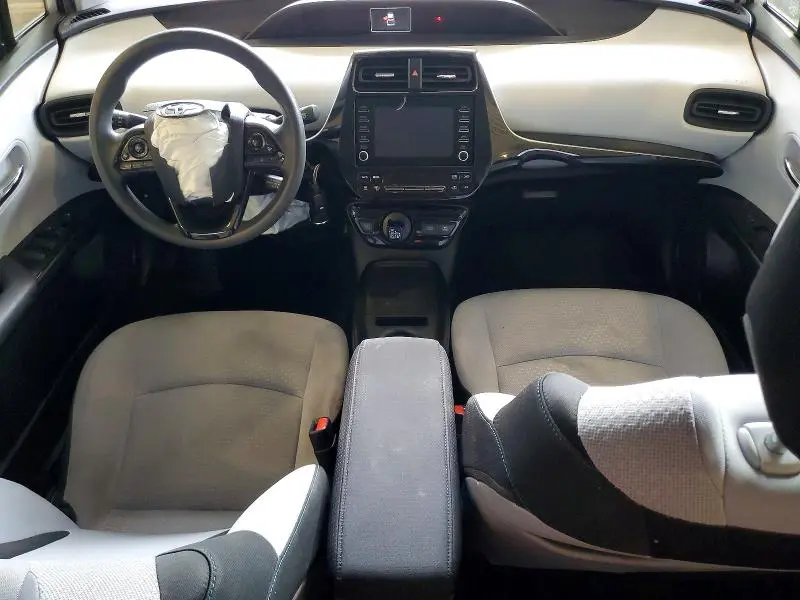 2020 TOYOTA PRIUS LE  