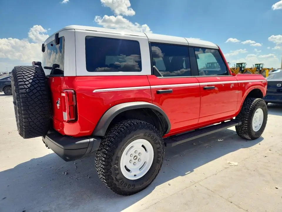 2024 FORD BRONCO HERITAGE  