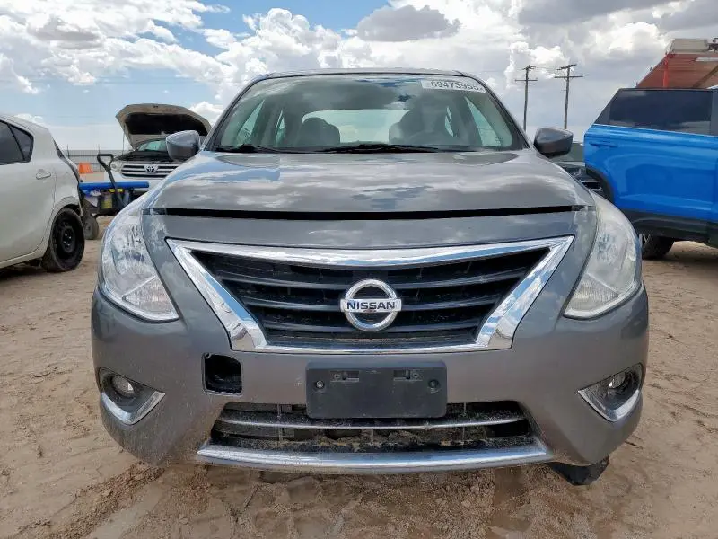 2018 NISSAN VERSA S  