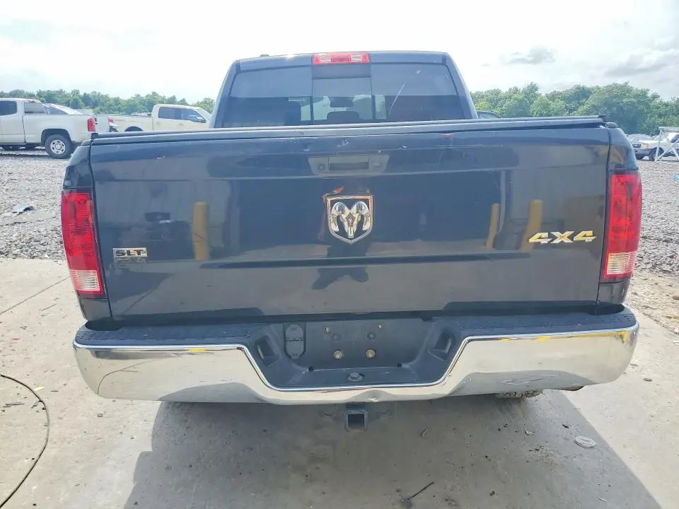 2018 RAM 1500 SLT  