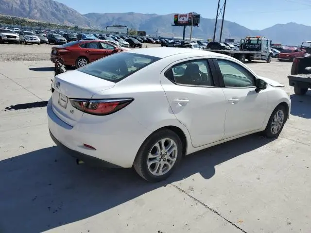 2017 TOYOTA YARIS IA   