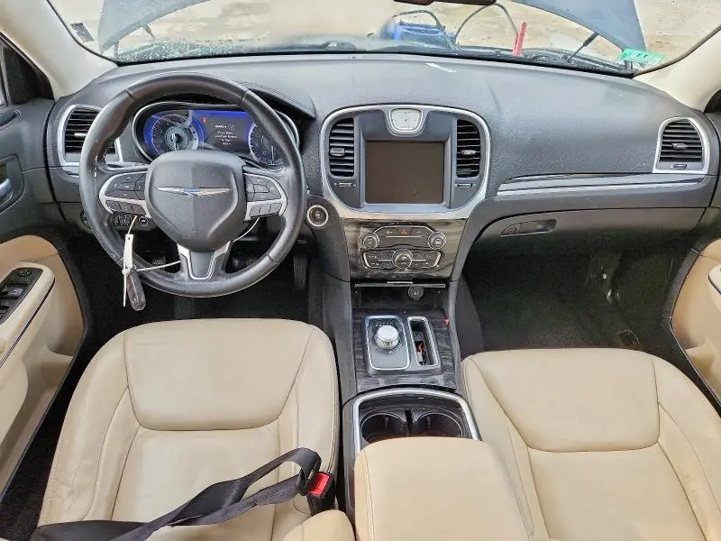 2016 CHRYSLER 300 LIMITED  