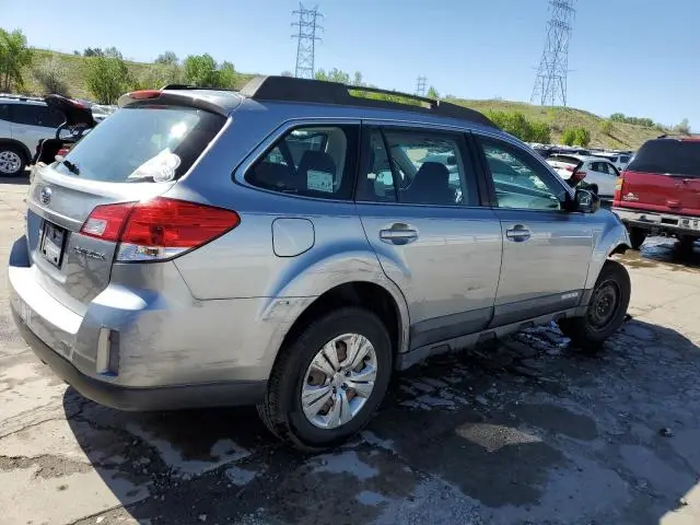 2010 SUBARU OUTBACK 2.5I  