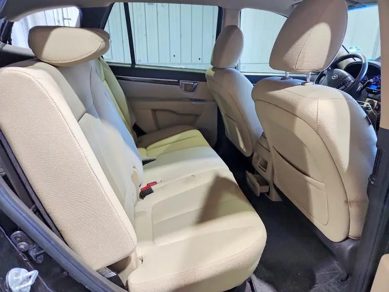 2012 HYUNDAI SANTA FE GLS  