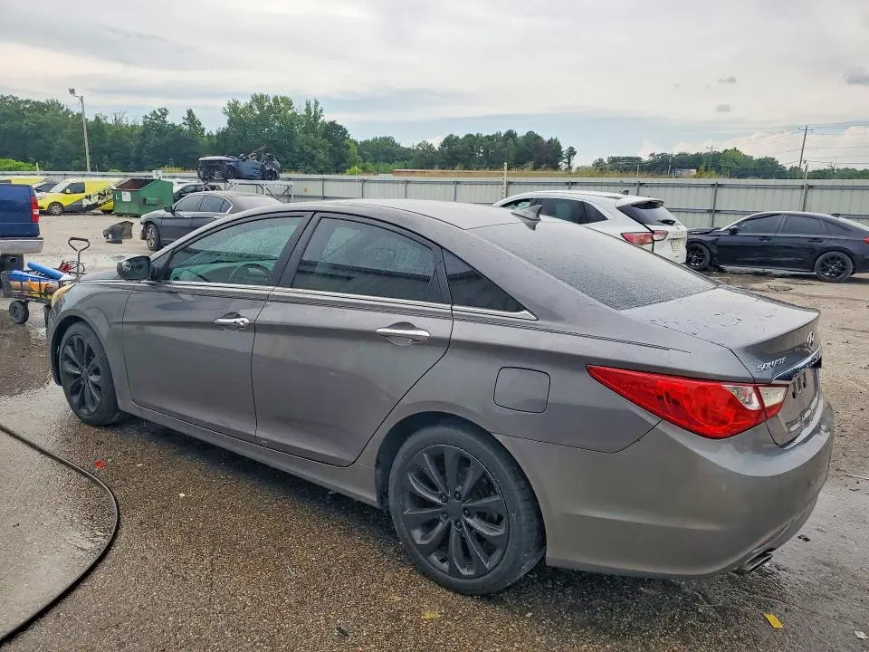 2011 HYUNDAI SONATA SE  