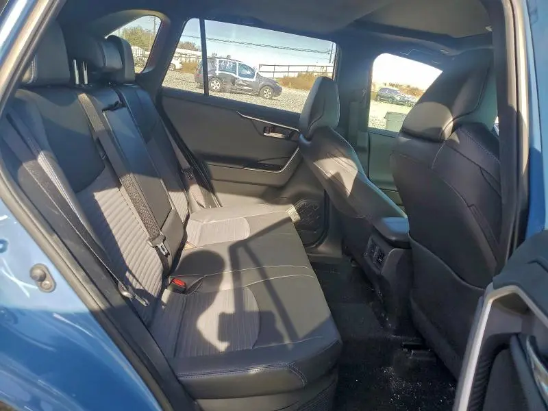 2023 TOYOTA RAV4 XSE  