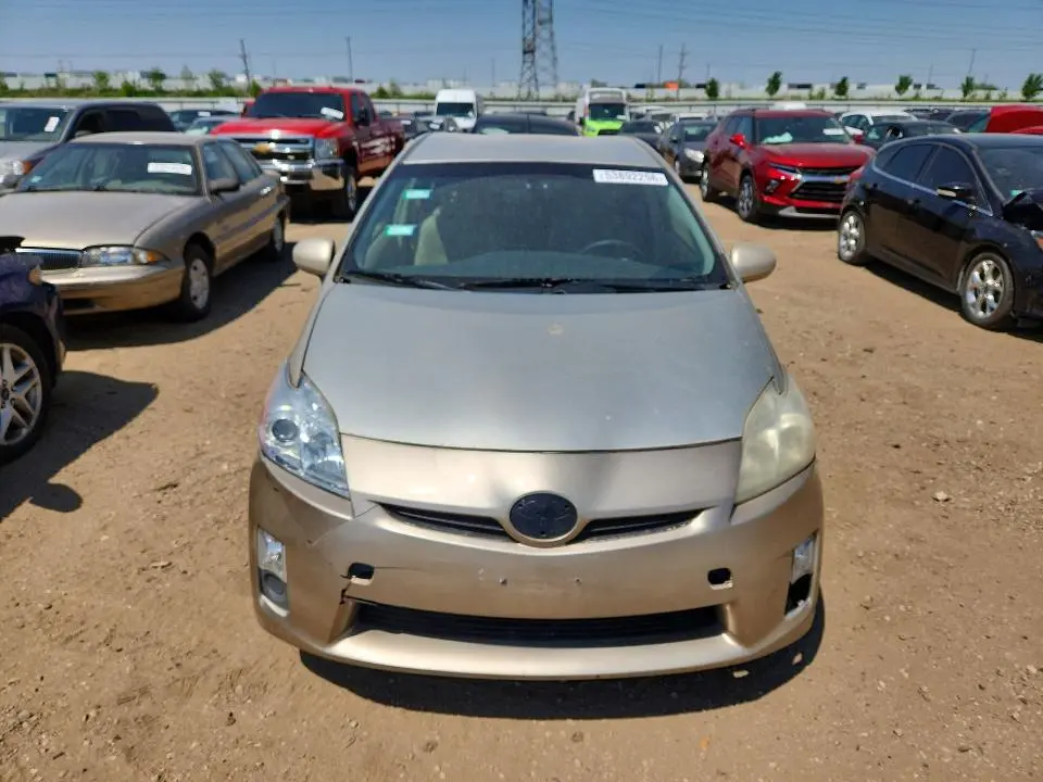 2010 TOYOTA PRIUS III  
