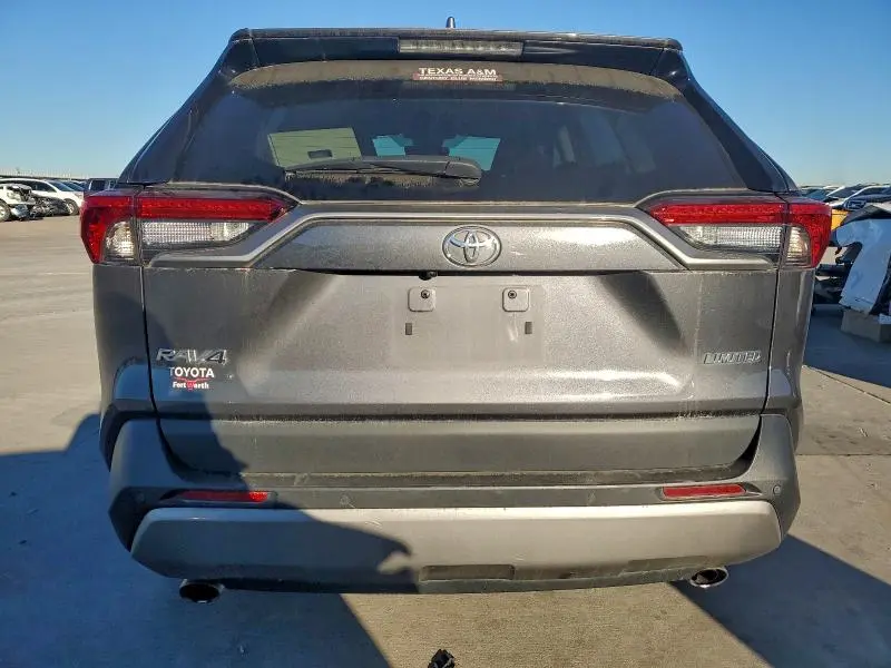 2022 TOYOTA RAV4 LIMITED  