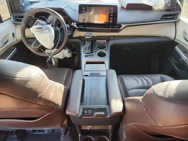 2023 TOYOTA SIENNA LIMITED  