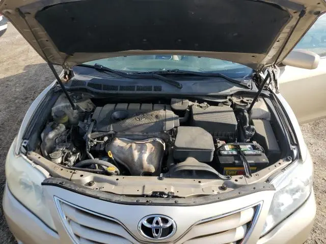 2011 TOYOTA CAMRY BASE  