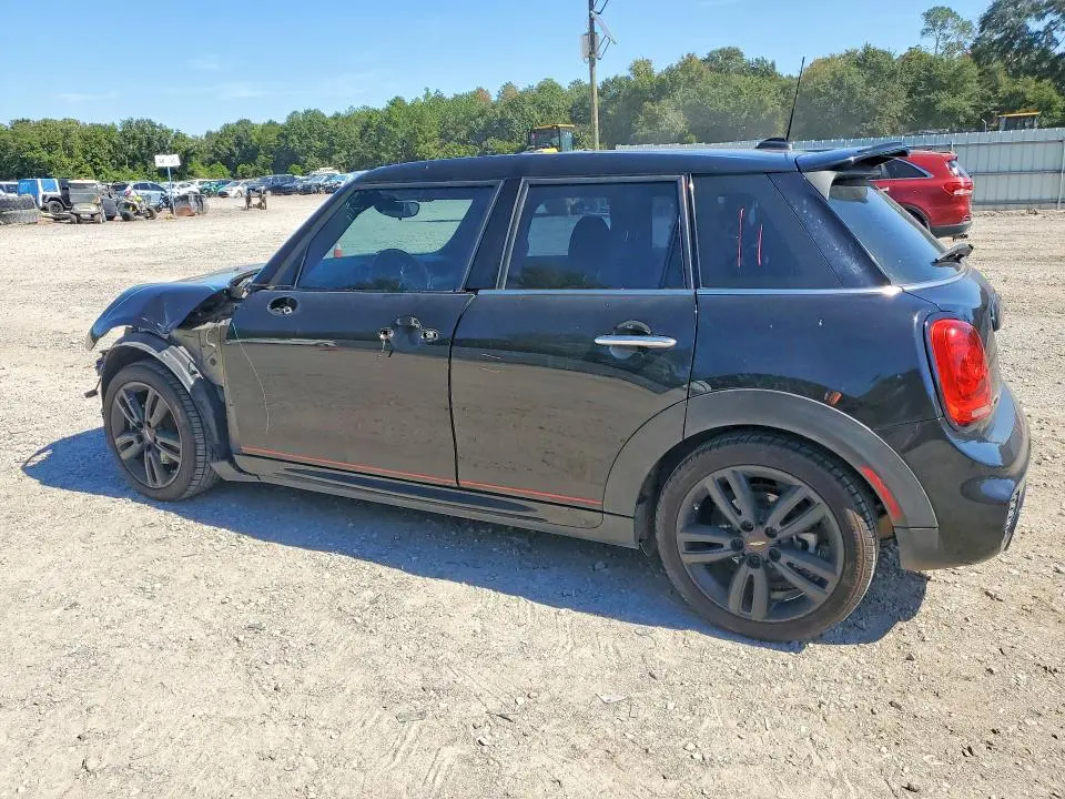 2016 MINI COOPER S  