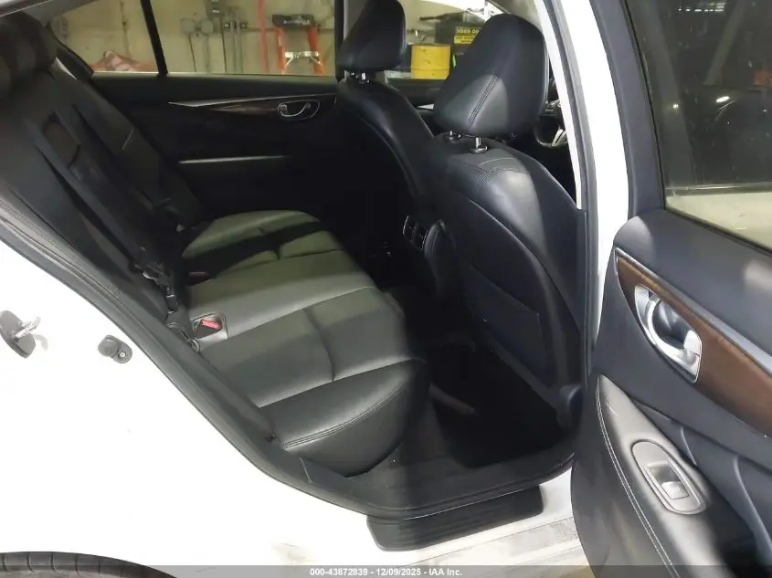 2018 INFINITI Q50 2.0T LUXE