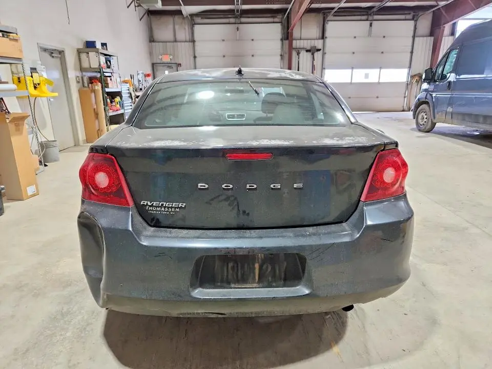 2014 DODGE AVENGER SE  