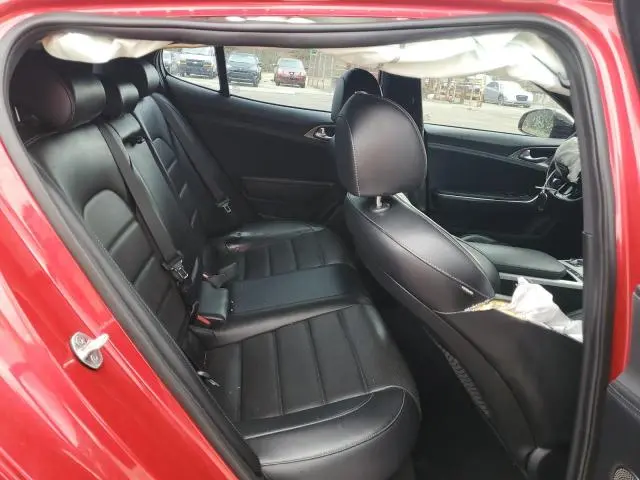 2018 KIA STINGER GT2  