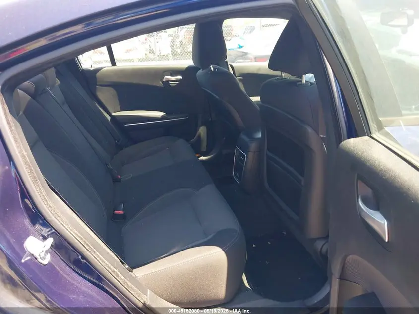2015 DODGE CHARGER SE