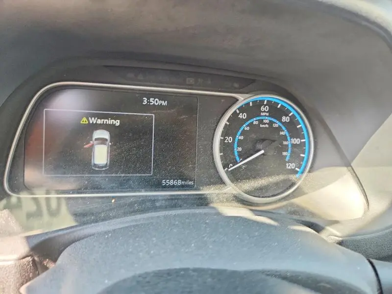2019 NISSAN LEAF SL  