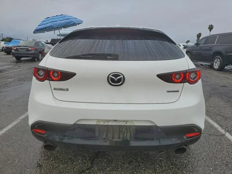 2022 MAZDA 3 PREMIUM  