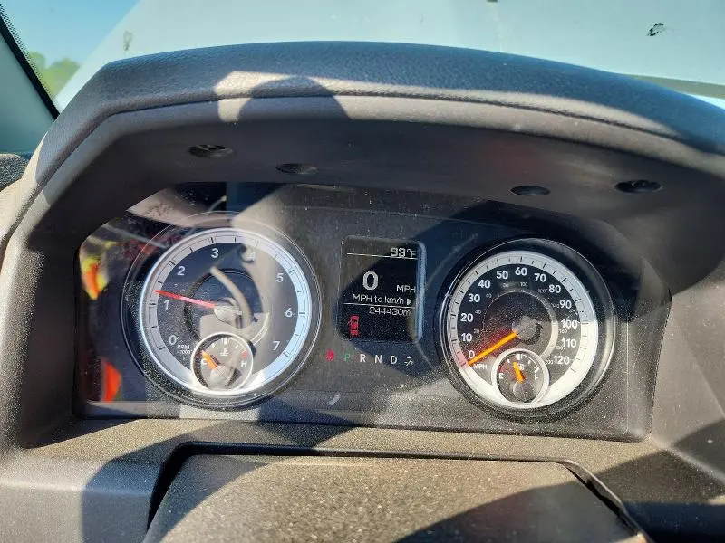 2014 RAM 1500 ST  