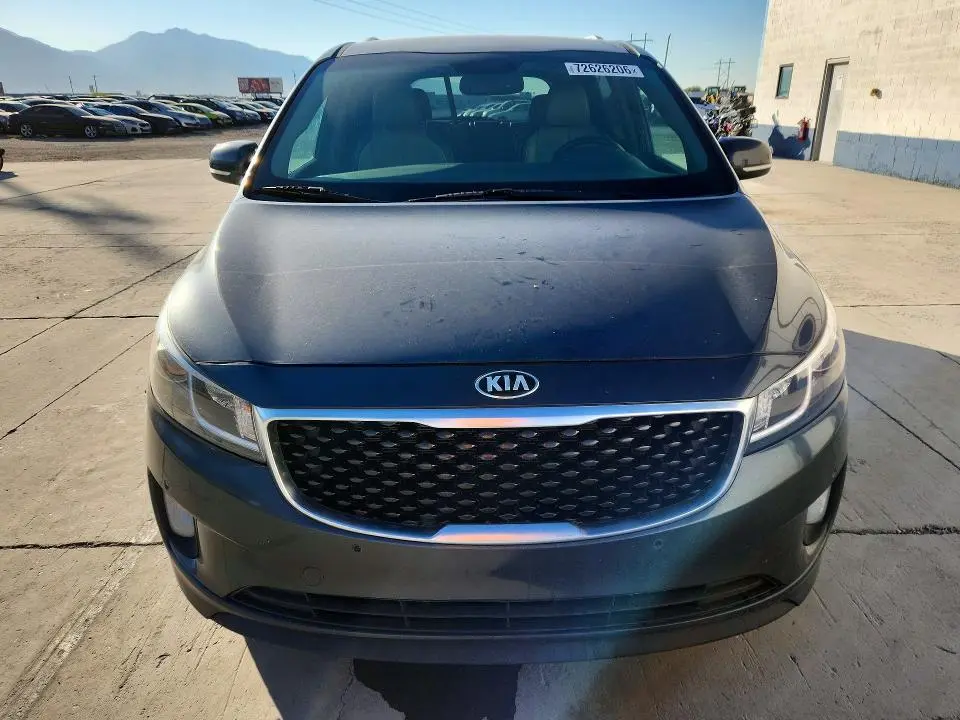 2017 KIA SEDONA EX  