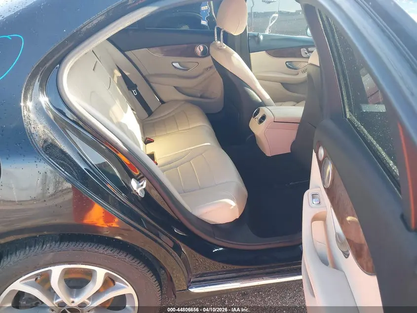 2015 MERCEDES-BENZ C 300 4MATIC