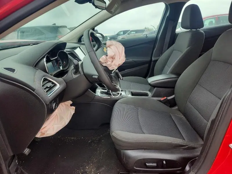 2017 CHEVROLET CRUZE LT  