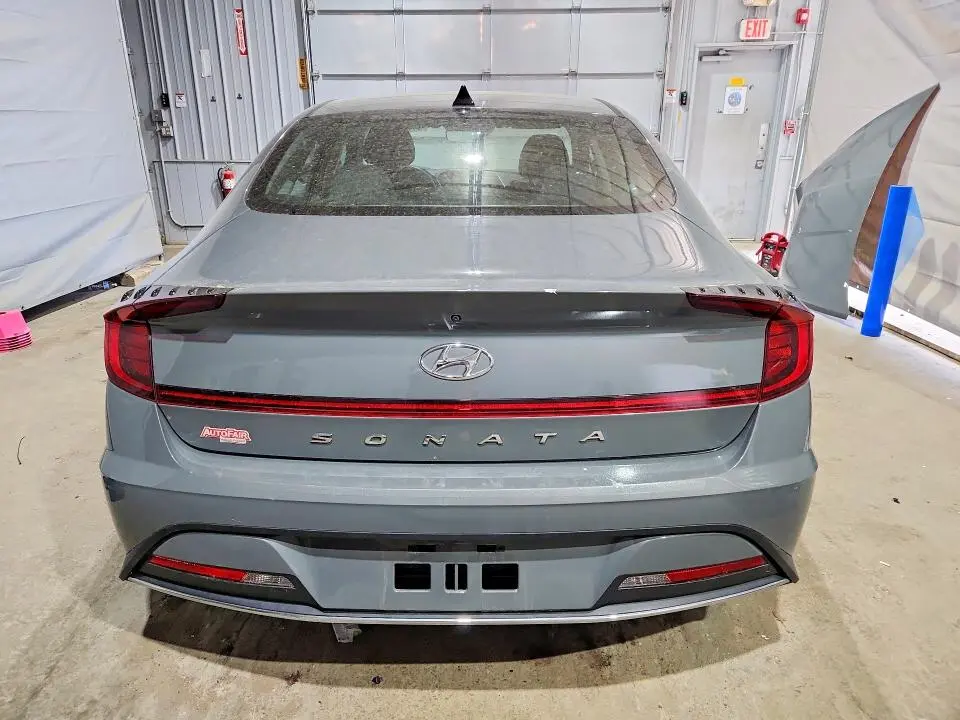 2021 HYUNDAI SONATA SE  