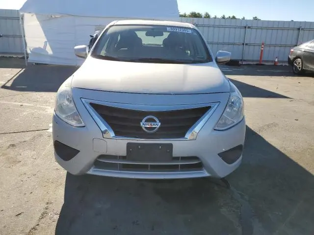 2019 NISSAN VERSA S  