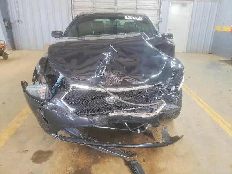 2016 FORD TAURUS SHO  