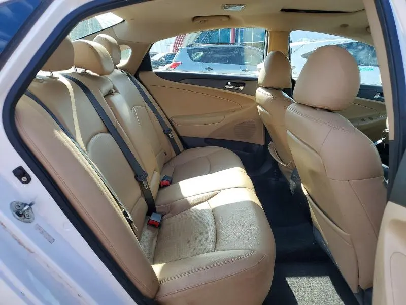 2011 HYUNDAI SONATA GLS  