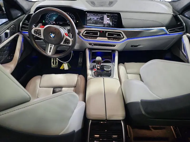2023 BMW X6 M  