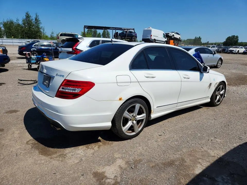 2013 MERCEDES-BENZ C 300 4MATIC  