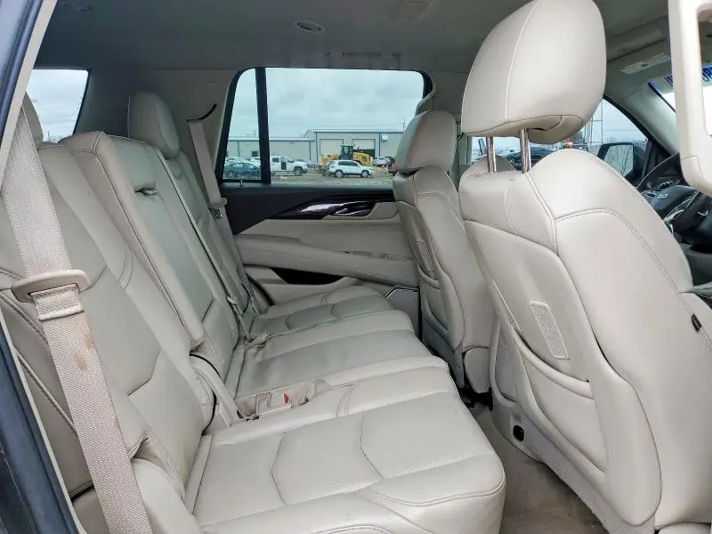 2016 CADILLAC ESCALADE LUXURY  
