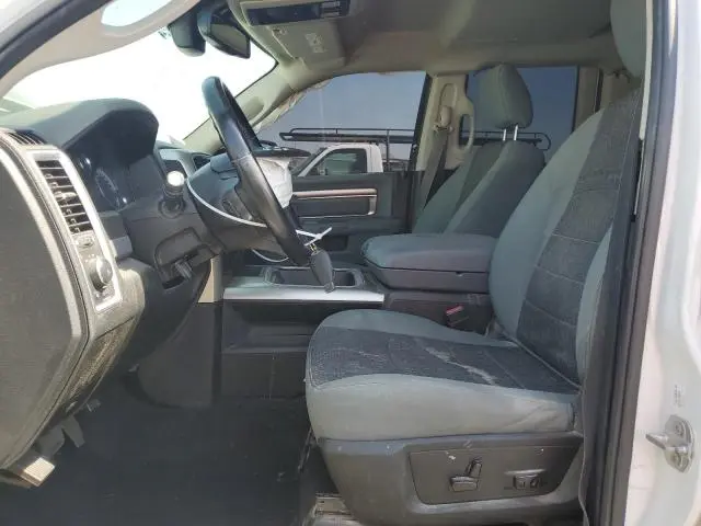 2019 RAM 1500 CLASSIC SLT  