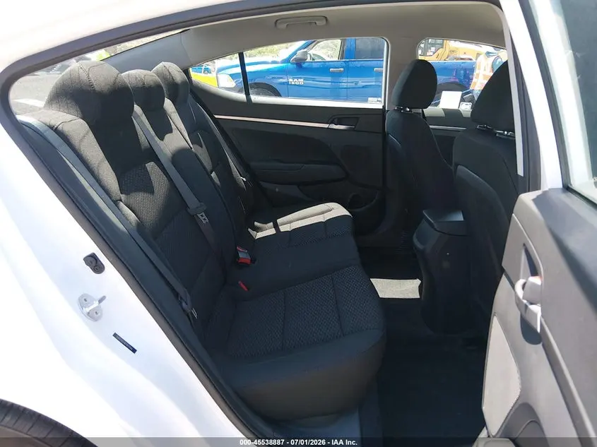 2019 HYUNDAI ELANTRA SE