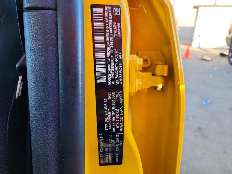 2015 JEEP RENEGADE TRAILHAWK  