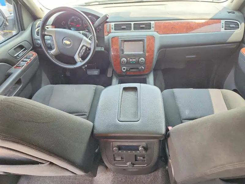 2011 CHEVROLET AVALANCHE LS  