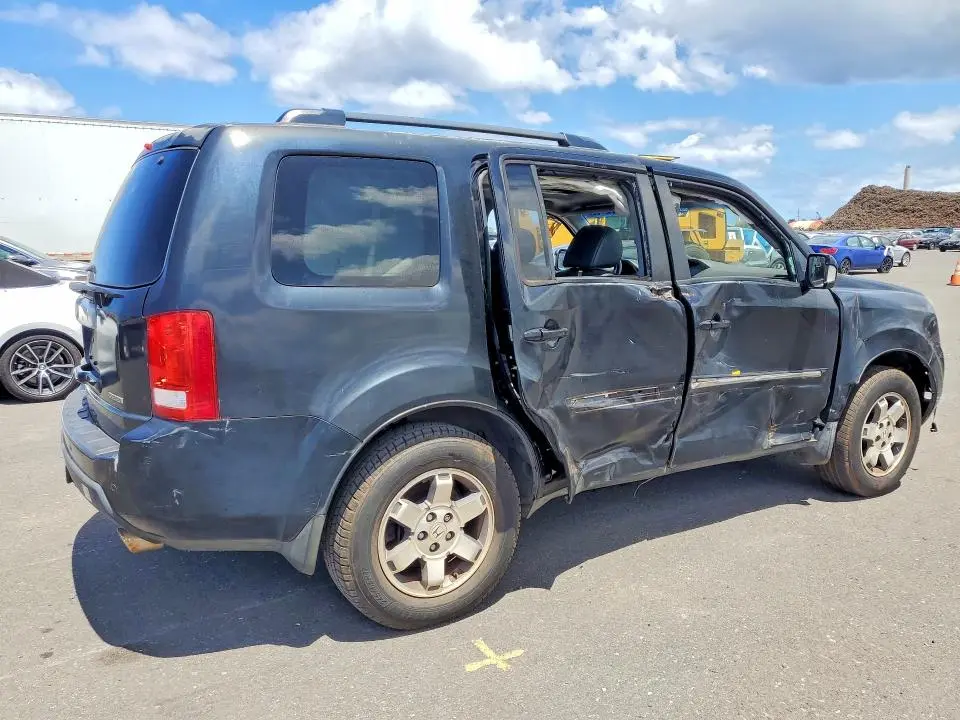 2011 HONDA PILOT TOURING  